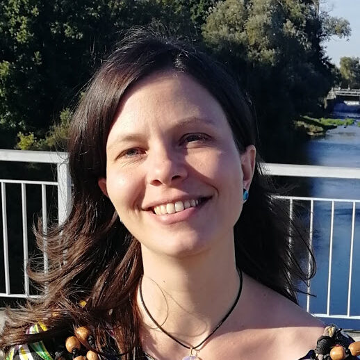 Mgr. & Mgr. Michaela Ella Páral - portrét